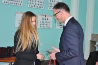 Wręczenie wyróżnień na sesji Rady Miasta (fot. M. Pycka)