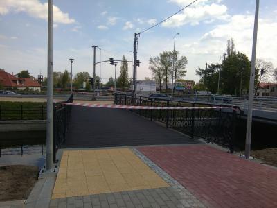 Kładka pieszo rowerowa w ciągu ulicy Raciborskiego na Kanale Raduni (fot.Katarzyna Mieszkowicz-Adamowicz)