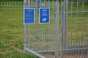 Park dla psów przy ul. Tysiąclecia (fot. K. Kopeć)