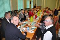 Uroczyste odsłonięcie ławki dla „diamentowych”  i  „złotych” par małżeńskich, 01.10.2018 (fot.R.Gucwa)