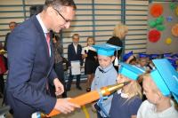 Pasowanie na pierwszoklasistę w SP nr 2