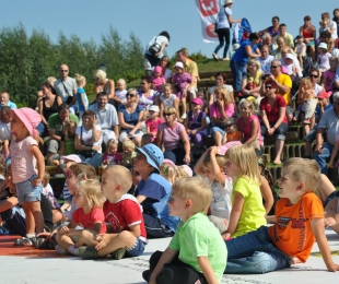 Happening "Moja mama jest królową"