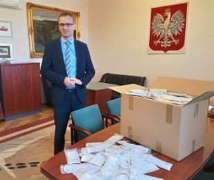 Maseczki dla Pruszczan