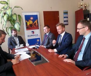 Podpisanie umowy na Powstańców Warszawy!